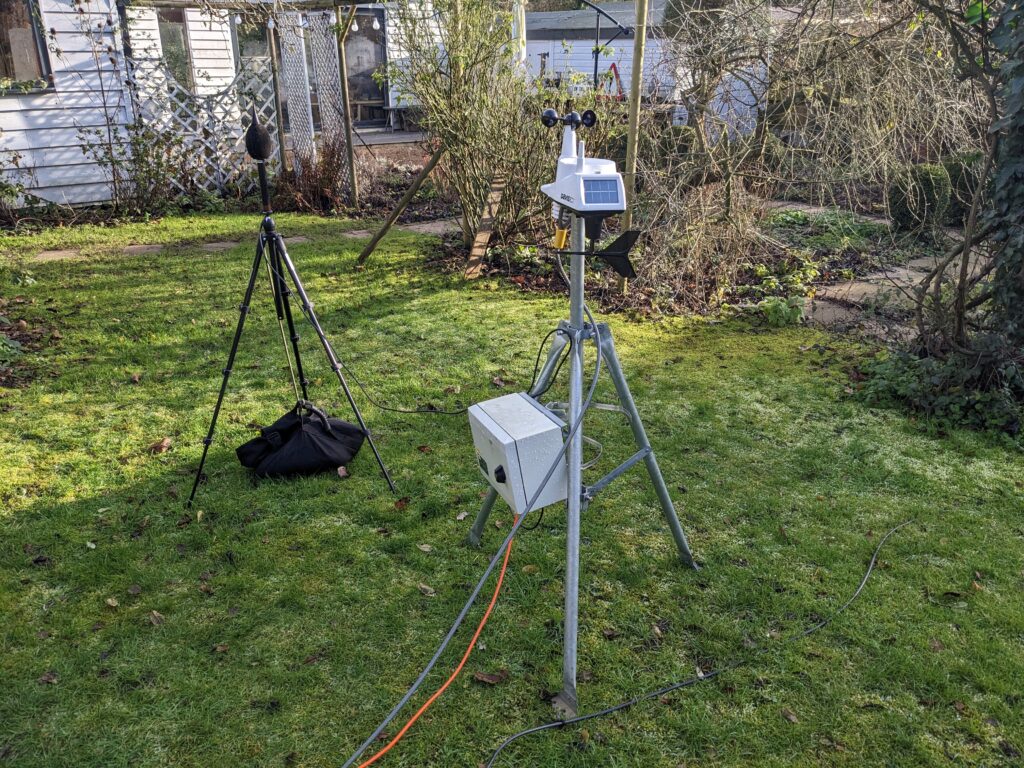 2 vibration monitors in a garden