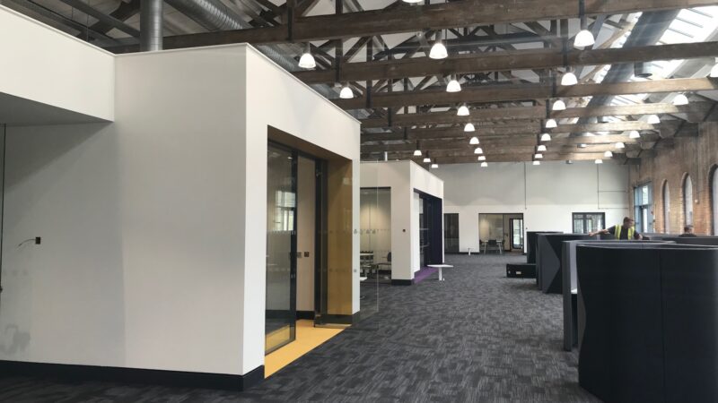 02 interior of office